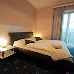 Hotel Karntnerhof Velden am Woerthersee