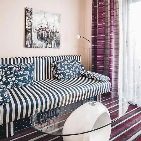 Hotel Karntnerhof 3*
