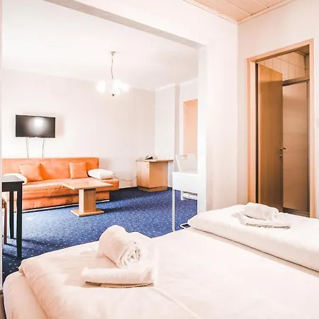 Kaerntnerhof Velden - Zum Schankbaron Hotel 3*