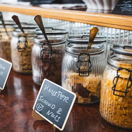 Kaerntnerhof Velden - Zum Schankbaron Hotel 3*