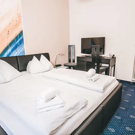 Kaerntnerhof Velden - Zum Schankbaron 3*