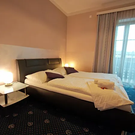 Hotel Kaerntnerhof Velden - Zum Schankbaron Velden am Wörthersee