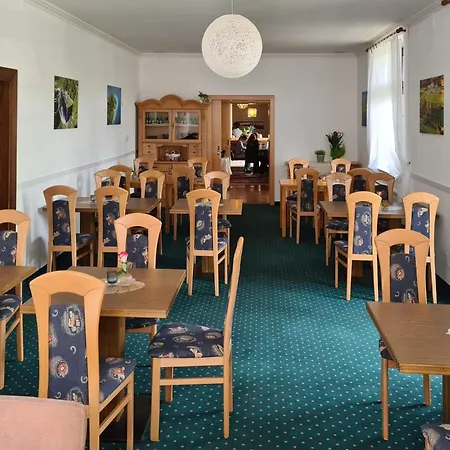 Kaerntnerhof Velden - Zum Schankbaron Hotel