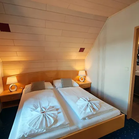 Ξενοδοχείο Kaerntnerhof Velden - Zum Schankbaron