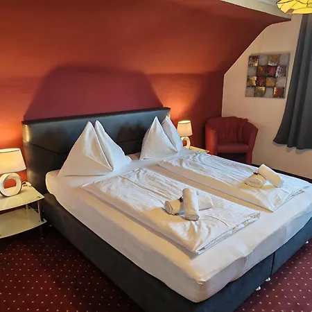 Kaerntnerhof Velden - Zum Schankbaron Hotel