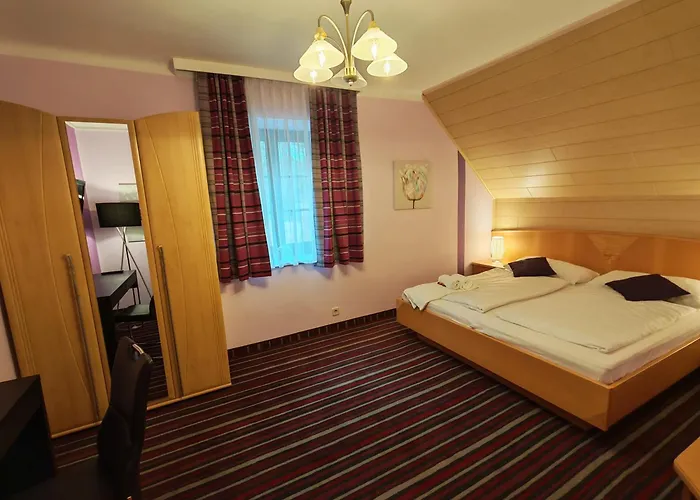 Ξενοδοχείο Kaerntnerhof Velden - Zum Schankbaron