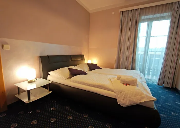 Hotel Kaerntnerhof Velden - Zum Schankbaron Velden am Wörthersee