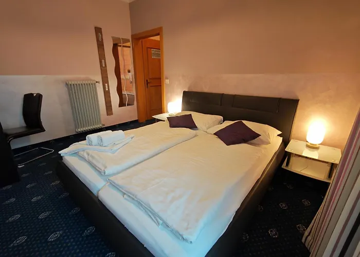 Kaerntnerhof Velden - Zum Schankbaron 3*