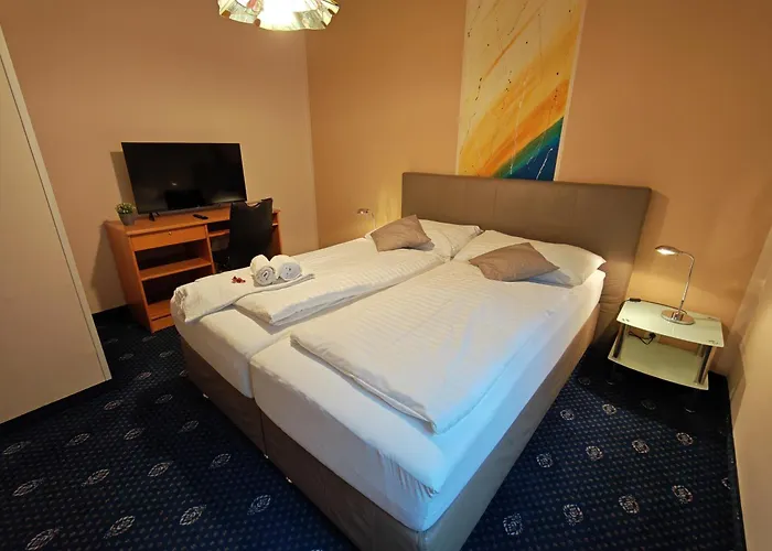 Kaerntnerhof Velden - Zum Schankbaron Hotel 3*