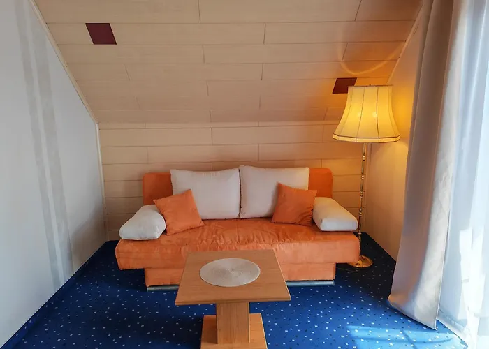 Kaerntnerhof Velden - Zum Schankbaron 3*